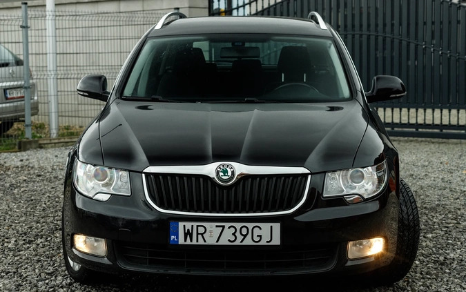 Skoda Superb cena 39900 przebieg: 218000, rok produkcji 2010 z Suwałki małe 704